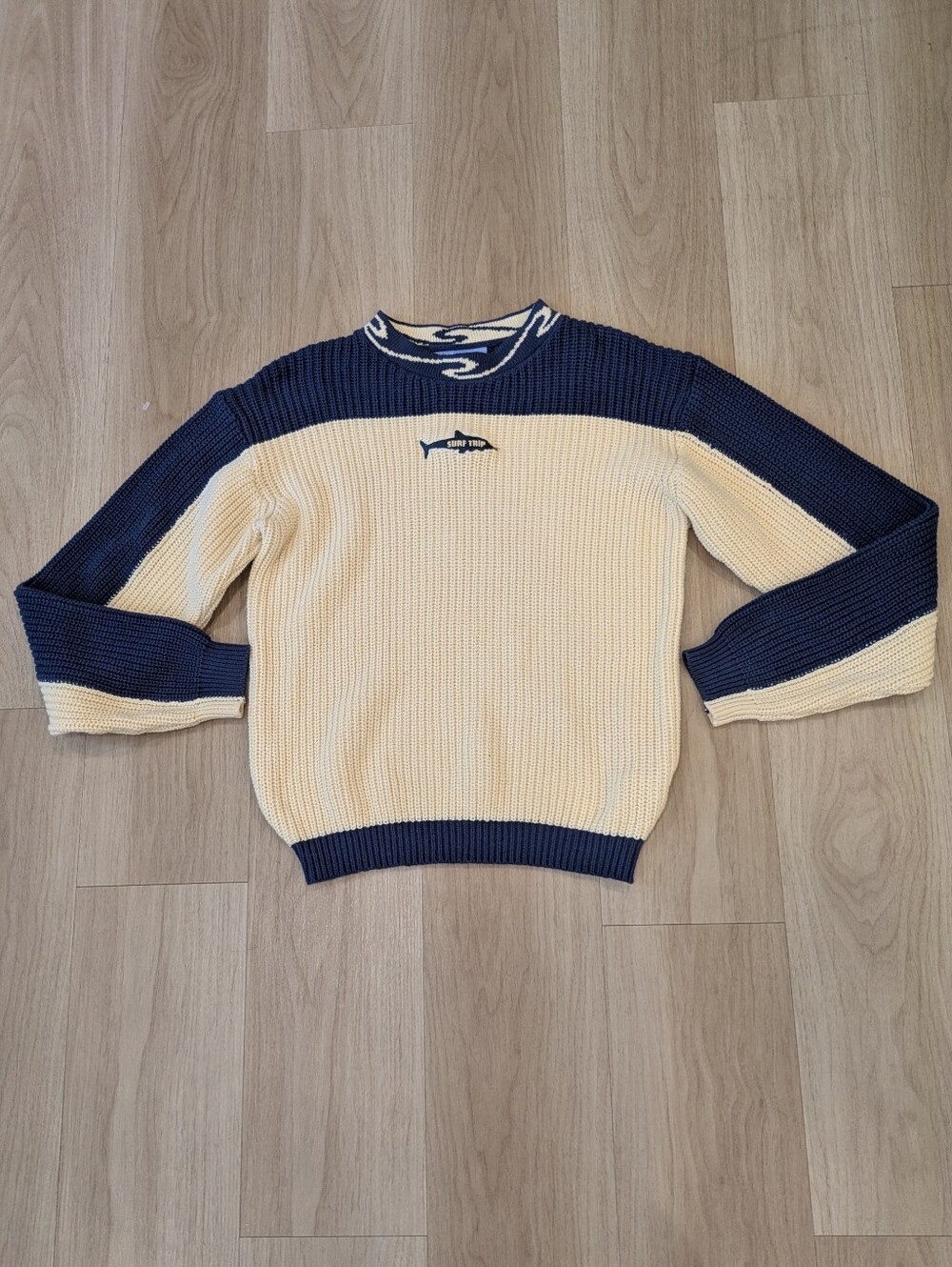 Surf Trip Fish Sweater Size S